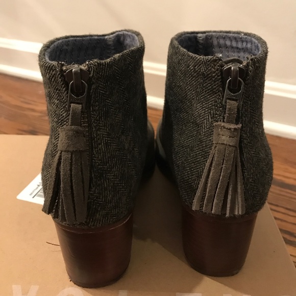 Toms booties - Picture 3 of 6